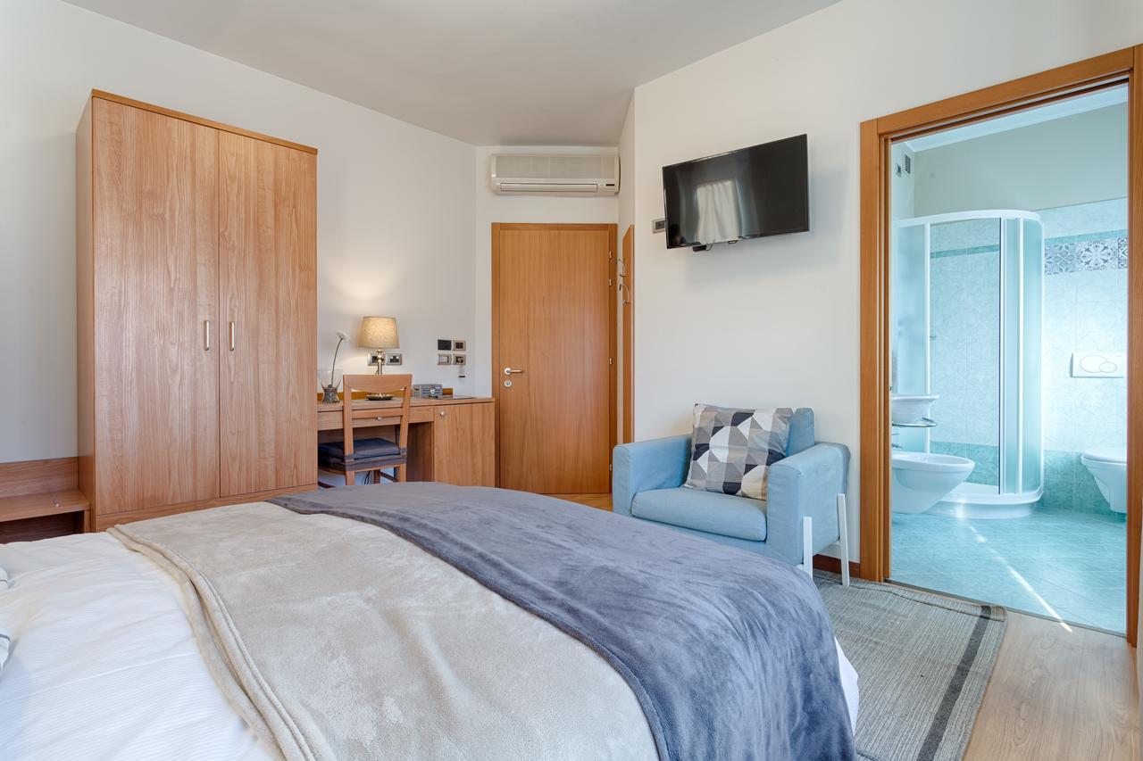 Vignola Rooms Avio Exterior foto